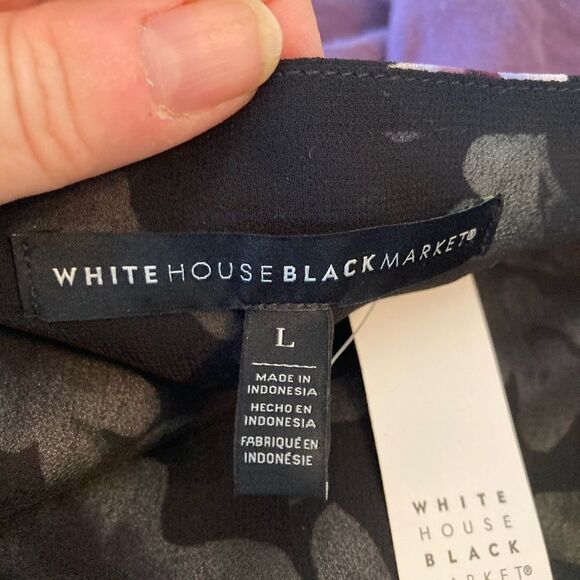 WHBM BNWT elegant purple floral print lined blouse w/ flutter sleeves - Picture 6 of 11